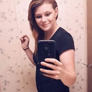 Meet your Posher, Olivia